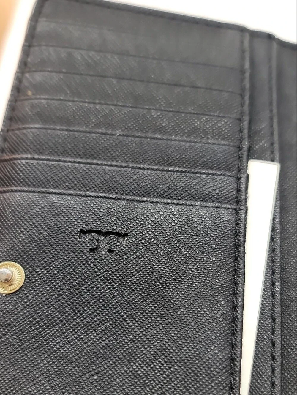 Tory Burch Robinson Slim Wallet